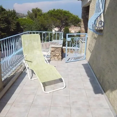 Les Coteaux De La Nartelle-17 *